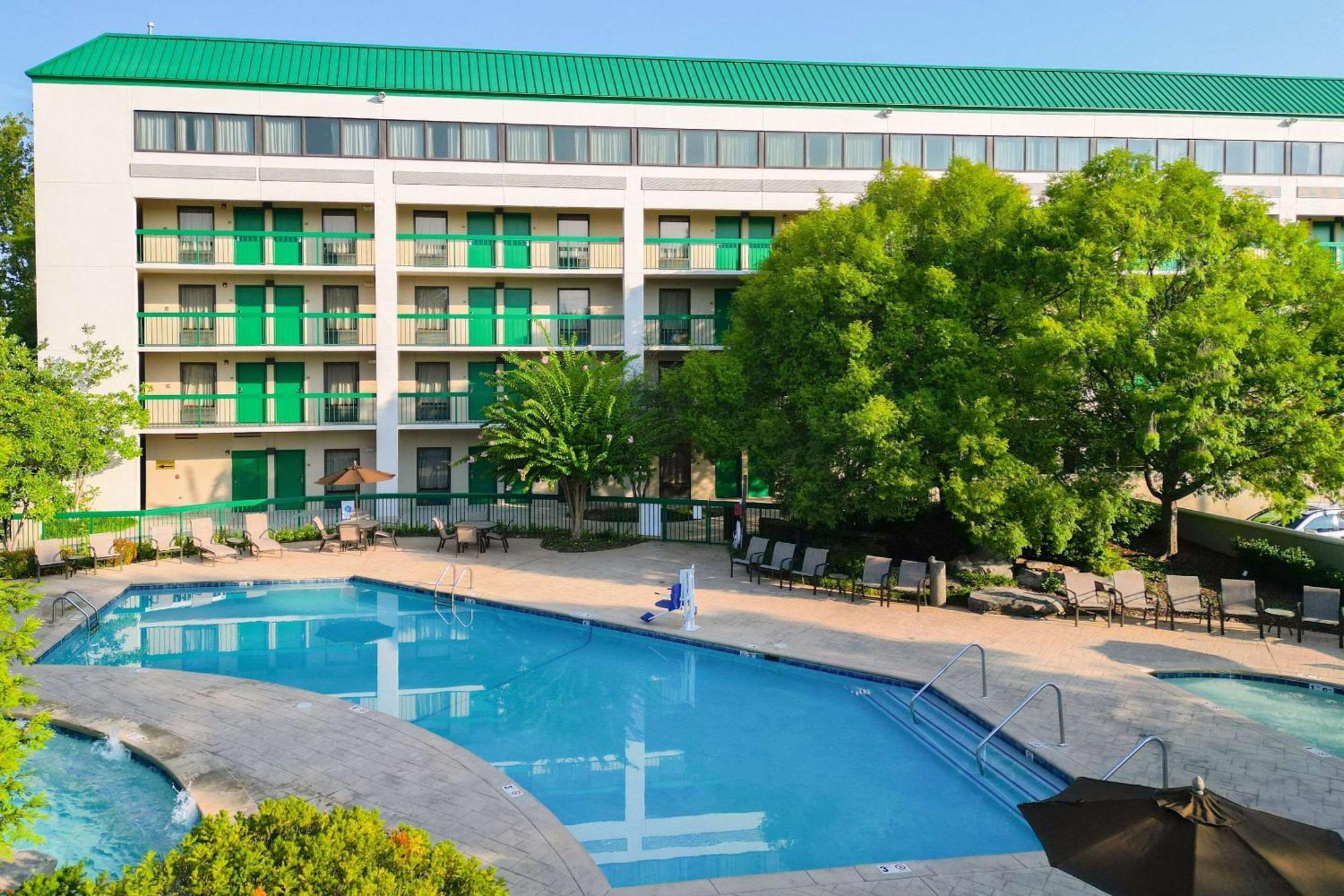 Quality Inn Near The Island Pigeon Forge Buitenkant foto