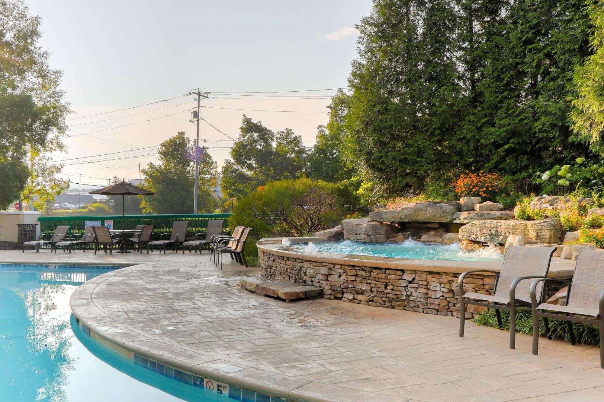 Quality Inn Near The Island Pigeon Forge Buitenkant foto