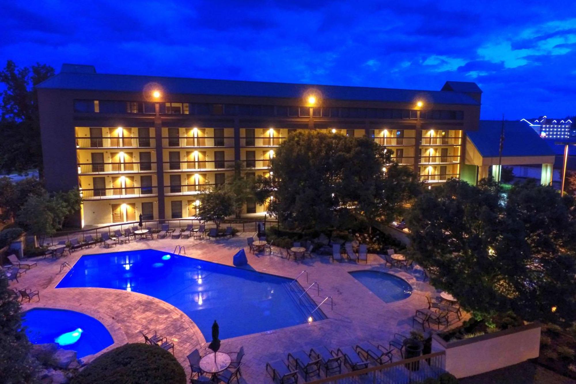 Quality Inn Near The Island Pigeon Forge Buitenkant foto