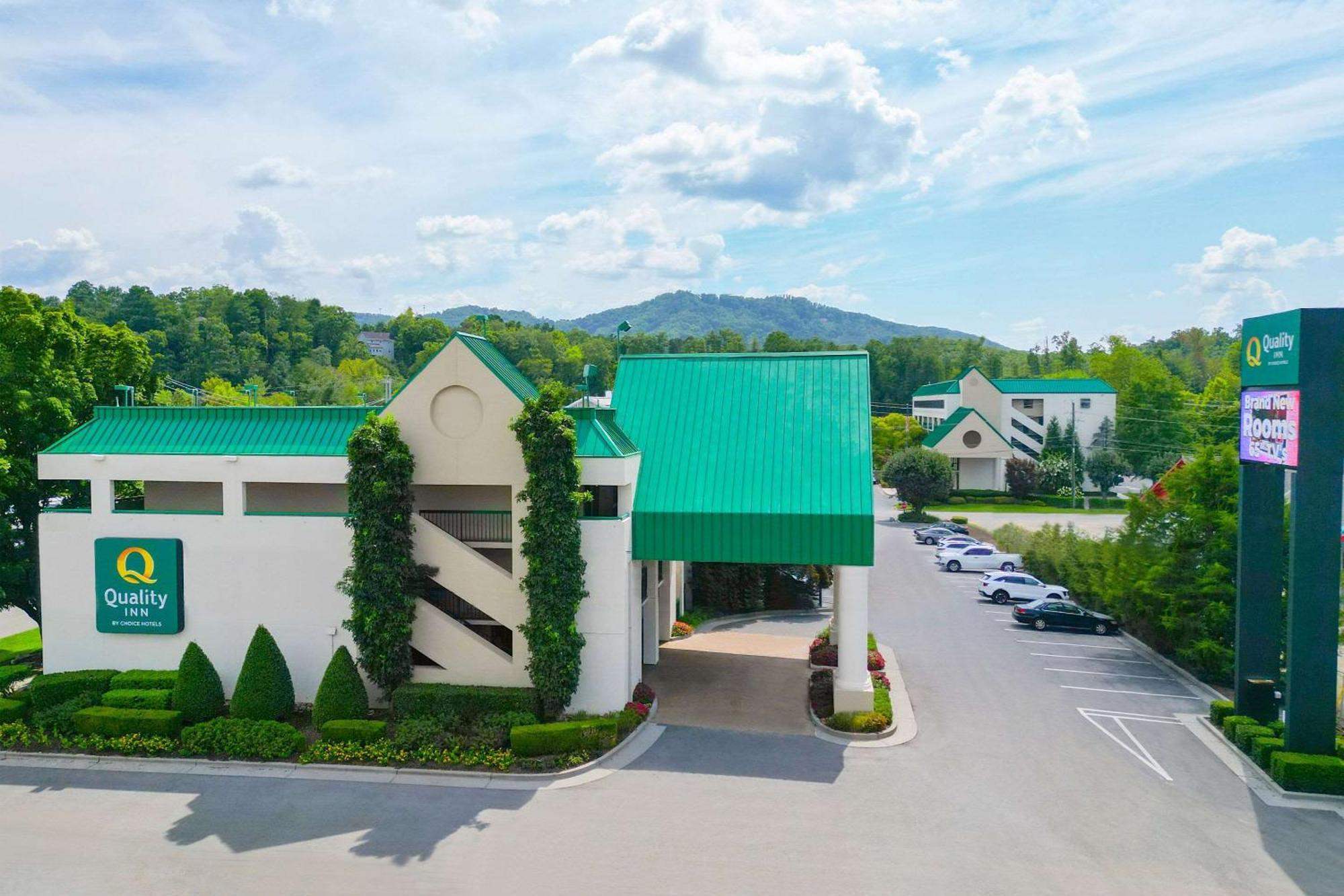 Quality Inn Near The Island Pigeon Forge Buitenkant foto