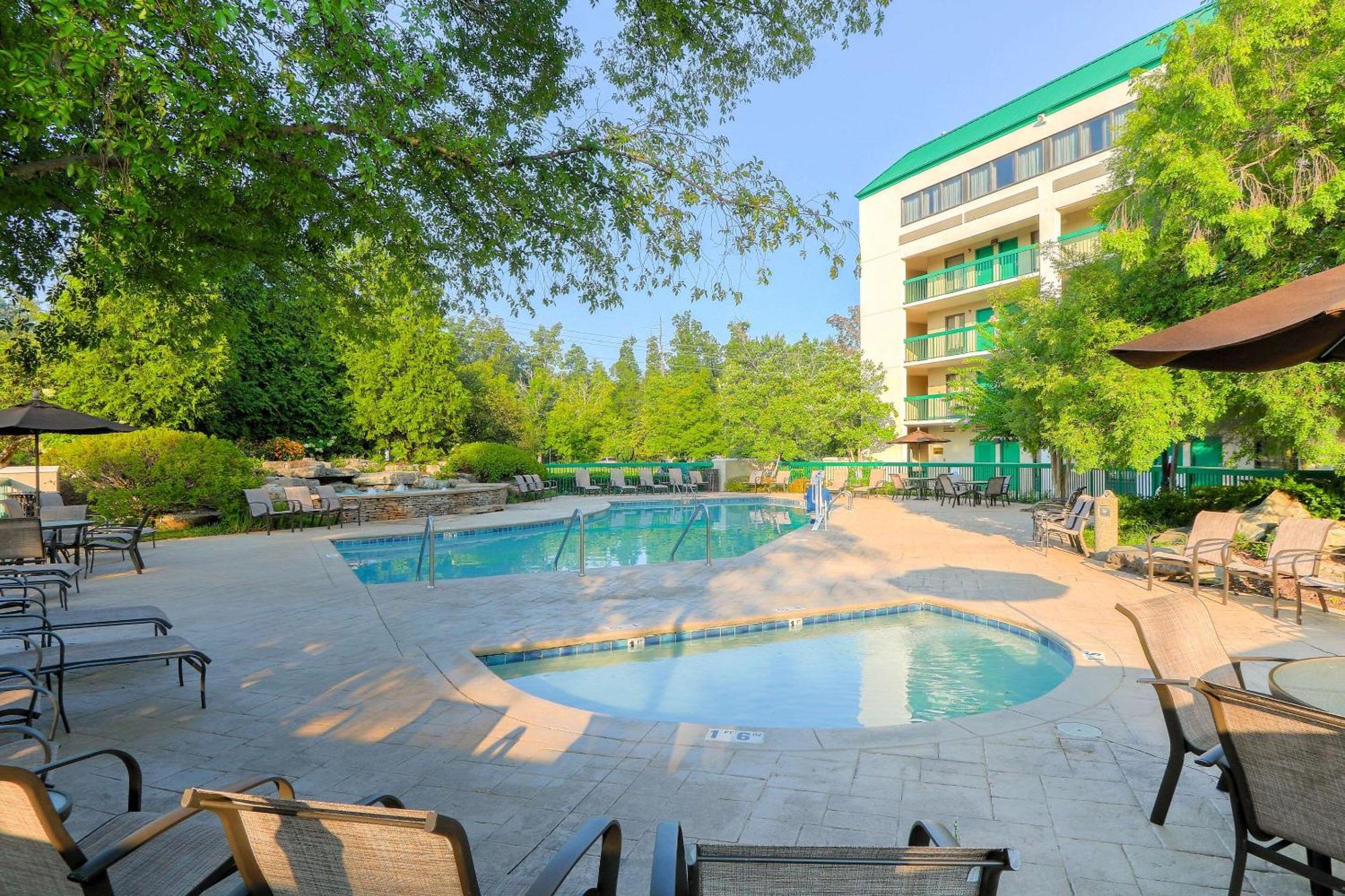 Quality Inn Near The Island Pigeon Forge Buitenkant foto